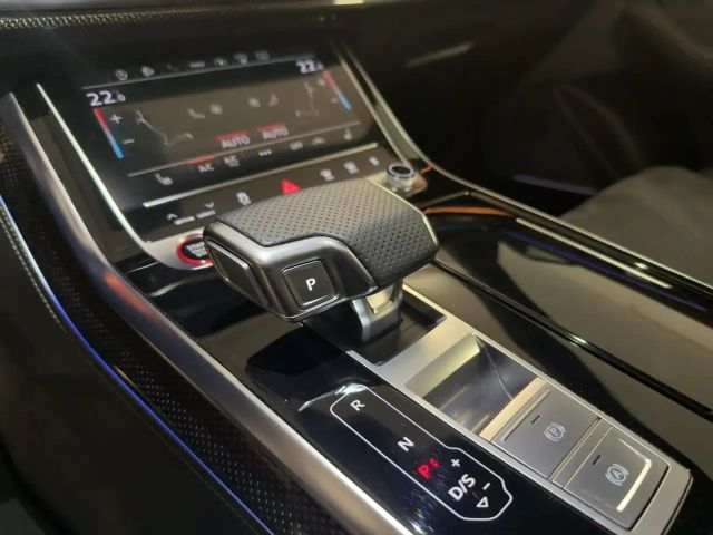 Audi SQ8 TFSI tiptr. AHK STDHZG NACHTS HUD PANO 360°K