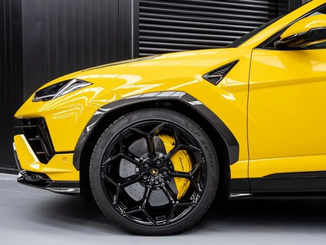 Lamborghini Urus Performante