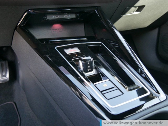 Volkswagen Golf 2.0 TSI DSG GTI IQ.Drive