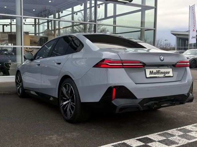 BMW 550 M-Sport Sedan xDrive