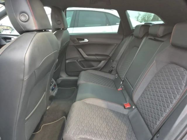 Seat Leon 1.5 eTSI DSG FR-lijn Sportstourer