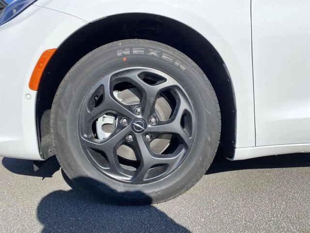 Chrysler Pacifica Limited eHybrid