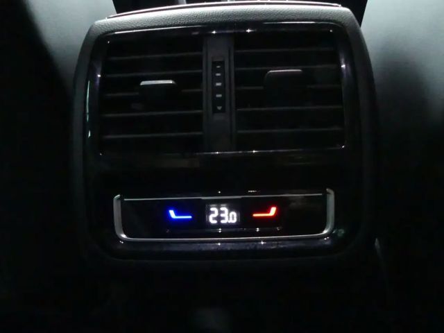 Volkswagen Passat 4Motion R-Line Sport Variant