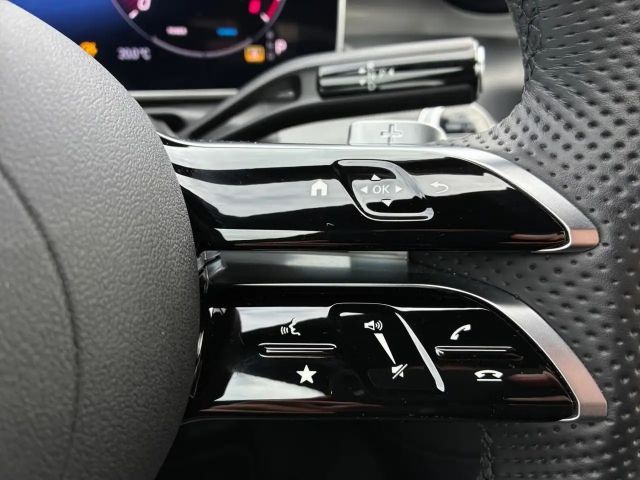 Mercedes-Benz C 180 AMG Line Sedan