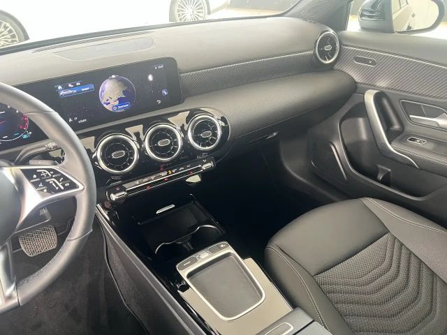 Mercedes-Benz A 180 Progressive