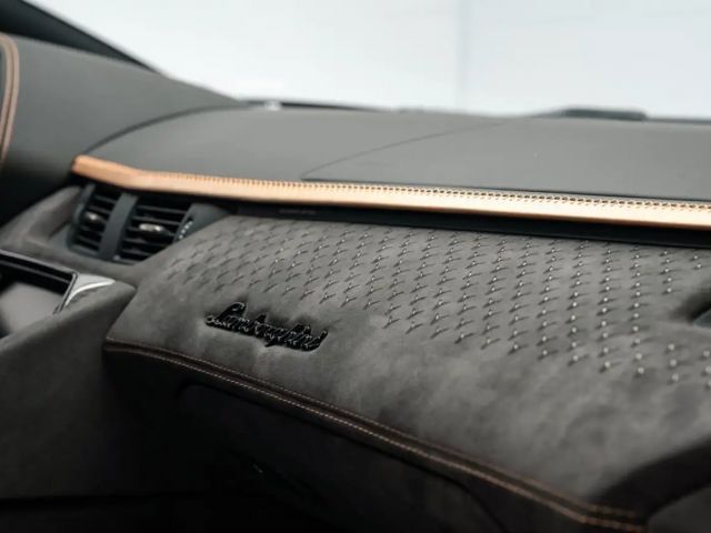 Lamborghini Aventador Ultimae/KAMERA/CARBON/GARANTIE 05/27