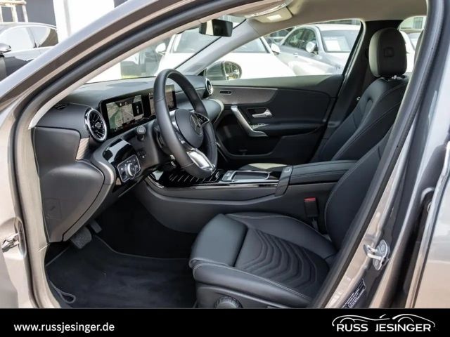 Mercedes-Benz A 200 Progressive