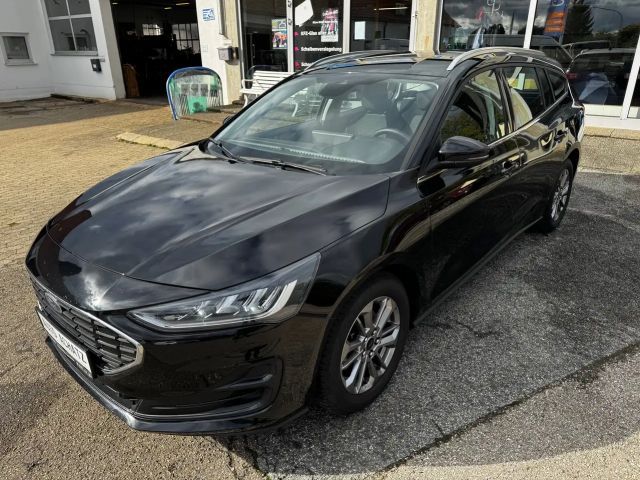 Ford Focus Titanium Wagon