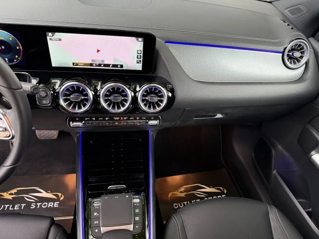 Mercedes-Benz GLA 220 GLA 220 d