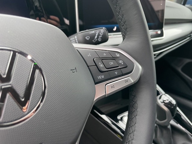 Volkswagen Golf 1.5 eTSI