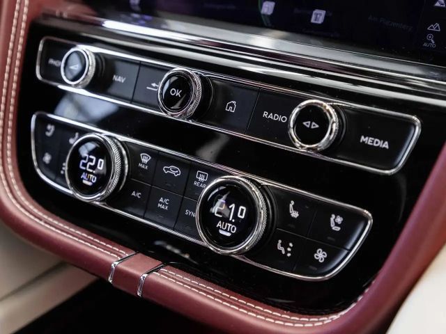 Bentley Bentayga V8