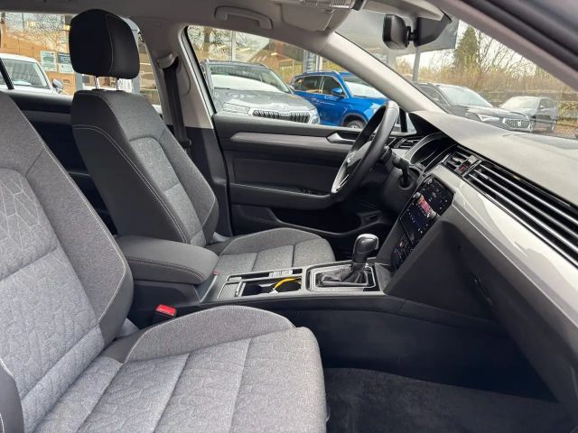 Volkswagen Passat 2.0 TDI Business DSG Variant