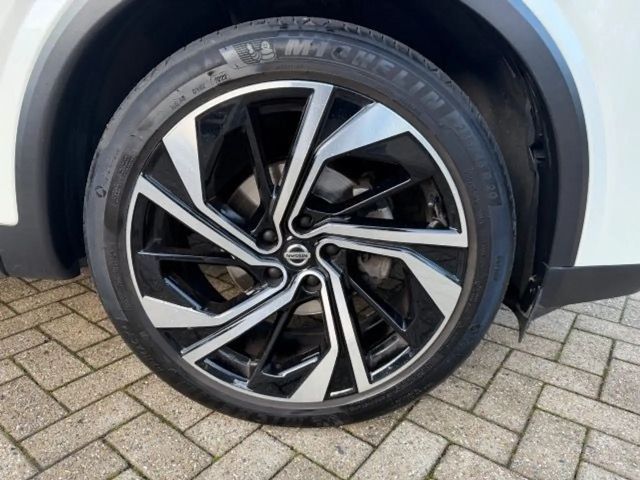 Nissan Qashqai DIG-T Tekna