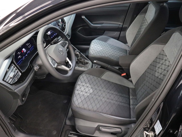 Volkswagen Taigo 1.0 TSI R-Line Style