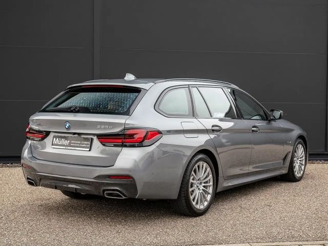 BMW 530 530e M-Sport Touring xDrive