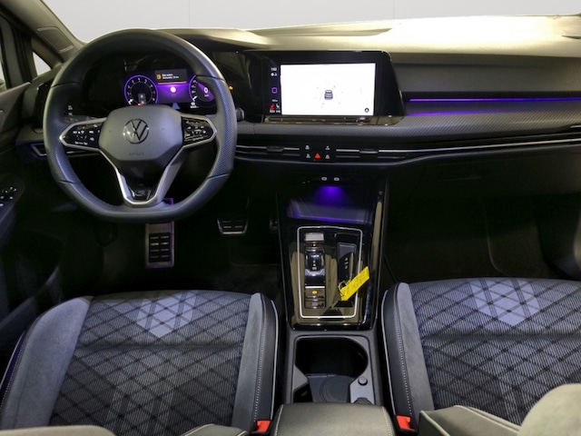 Volkswagen Golf 1.5 eTSI DSG Golf VIII R-Line