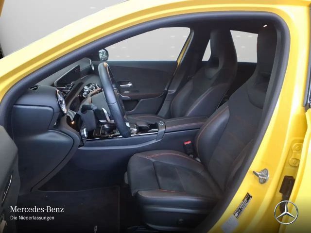 Mercedes-Benz A 250 A 250 e AMG Line