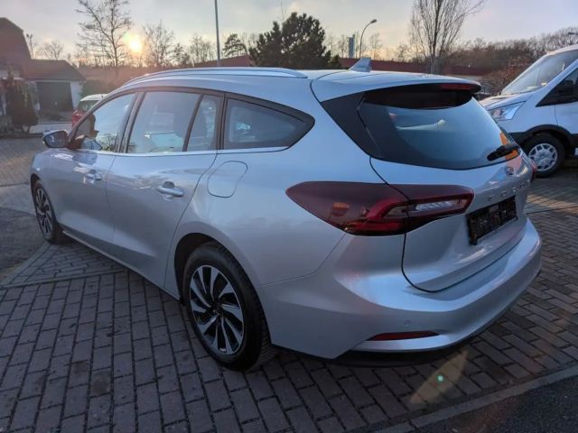 Ford Focus Titanium Wagon