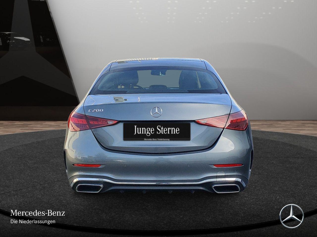 Mercedes-Benz C 200 AMG Line Sedan