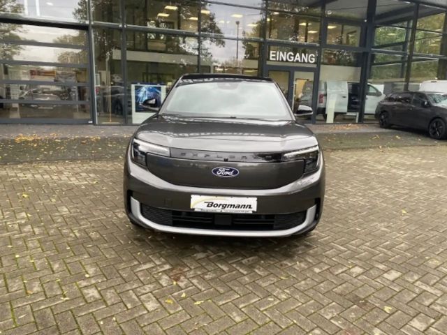 Ford Explorer Premium RWD