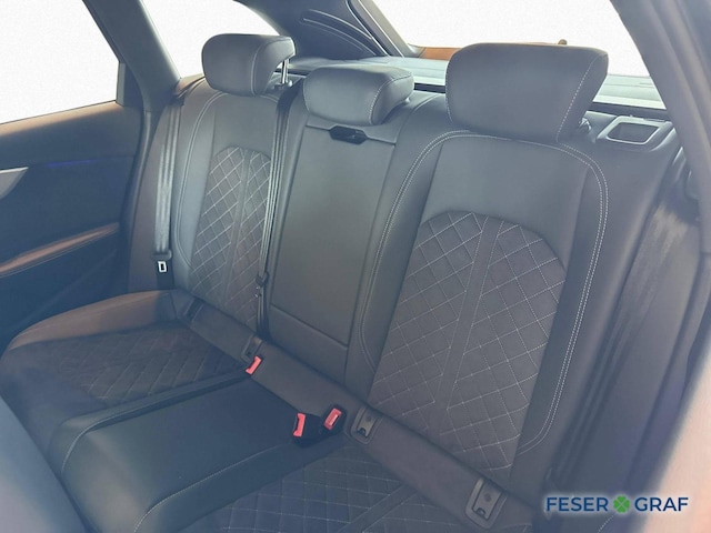 Audi RS4 Avant Quattro