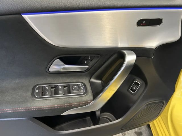 Mercedes-Benz A 250 A 250 e AMG Line