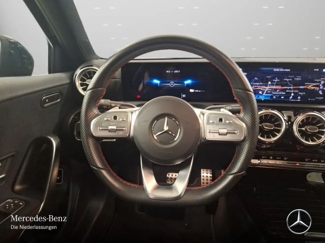 Mercedes-Benz A 250 A 250 e AMG Line