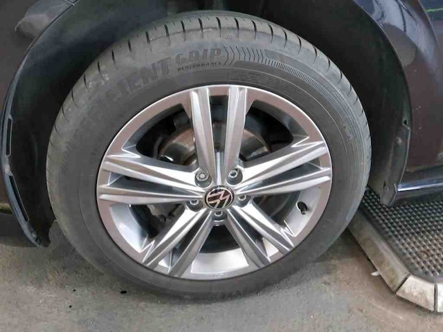 Volkswagen Polo Polo 1.0     CL   BT070 TSIM5F