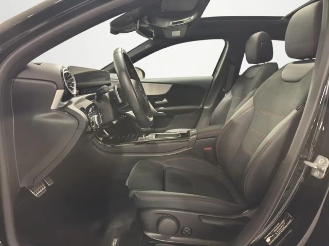 Mercedes-Benz A 180 AMG Line