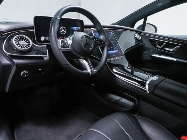 Mercedes-Benz EQE 300 Electric Art Sedan