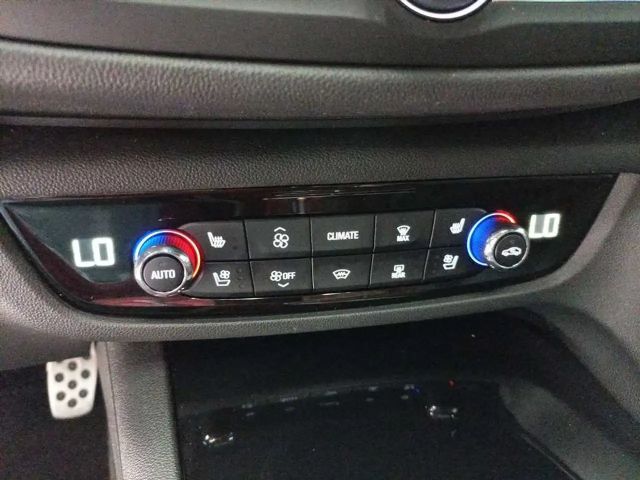 Opel Insignia Sports Tourer Ultimate