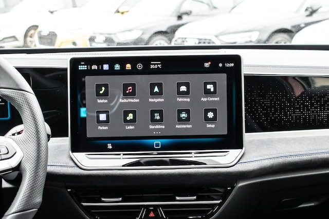 Volkswagen Passat 1.5 eTSI DSG eHybrid