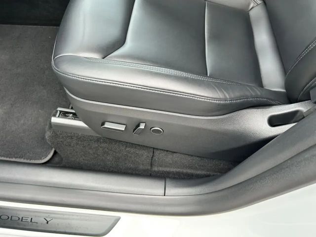 Tesla Model Y AWD Dual Motor Long Range