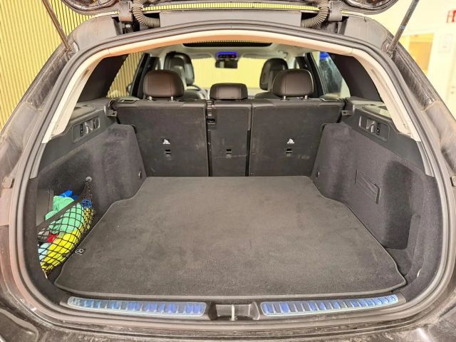 Mercedes-Benz C 220 4MATIC AMG Line