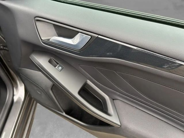 Ford Focus ST Line Wagon