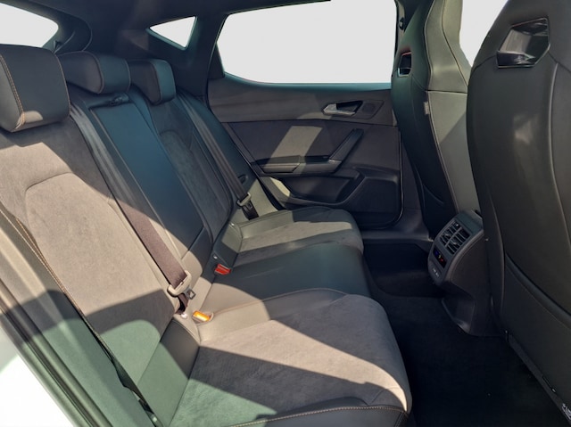 Cupra Leon DSG e-Hybrid