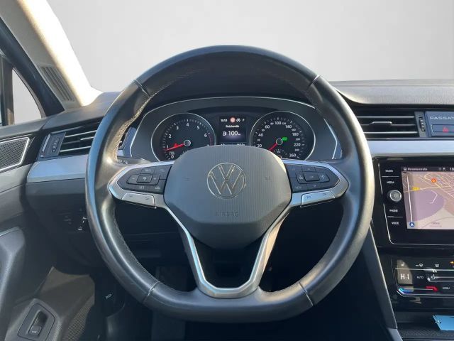 Volkswagen Passat 1.5 TSI Business DSG Variant