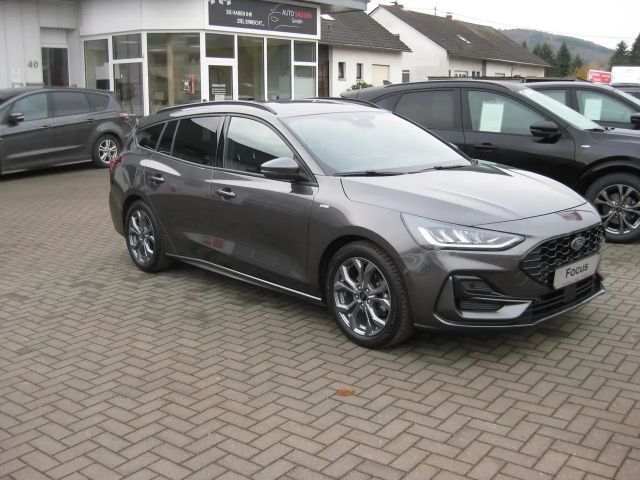 Ford Focus EcoBoost ST Line Wagon