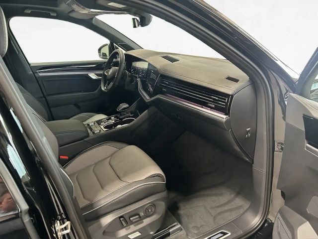 Volkswagen Touareg 4Motion R-Line