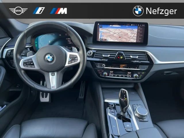 BMW 540 540d M-Sport Touring xDrive
