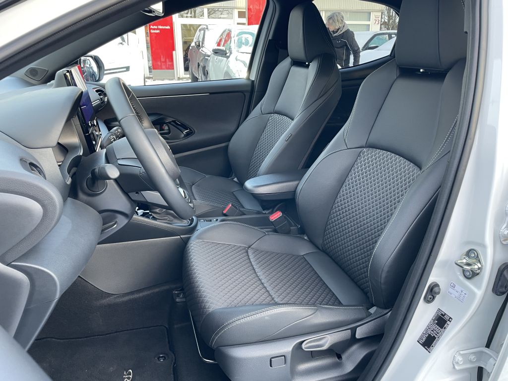 Toyota Yaris 5-deurs Plus Style