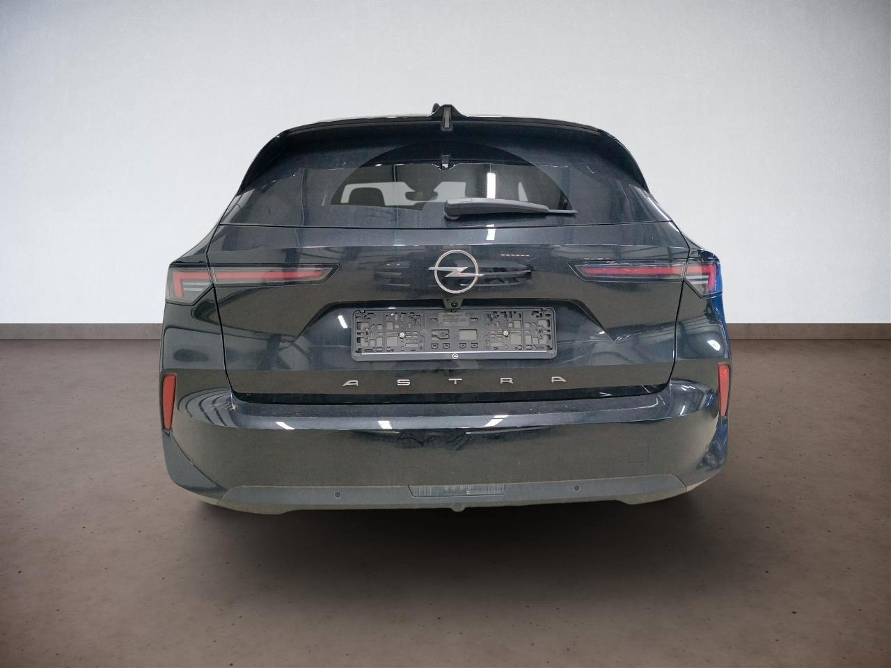 Opel Astra Edition Sports Tourer