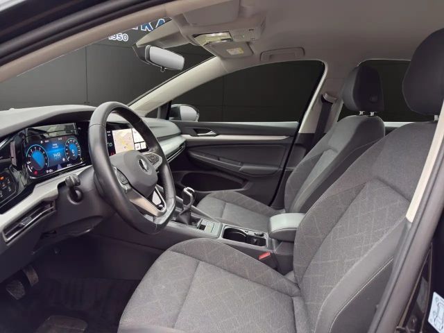 Volkswagen Golf 1.5 TSI Golf VIII Life