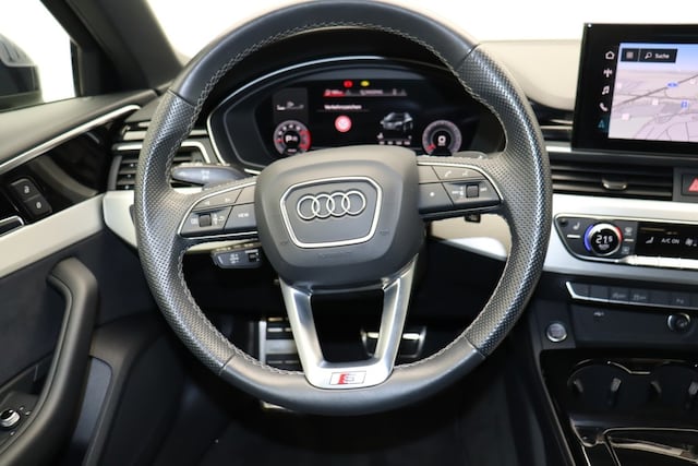 Audi A4 35 TFSI Avant S-Tronic