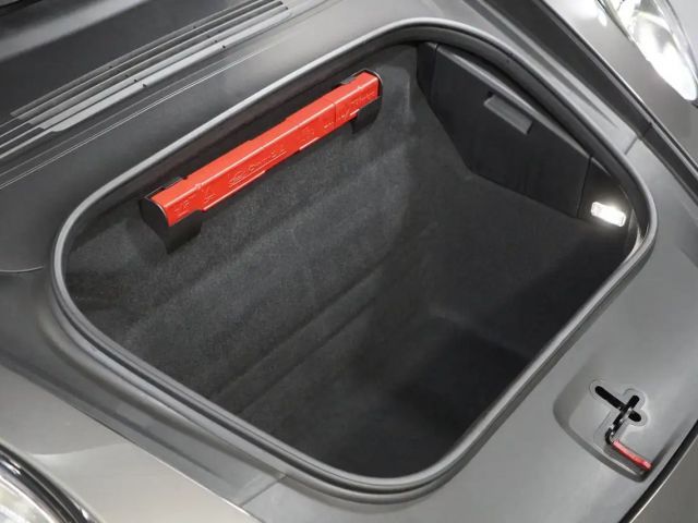 Porsche 911 4 Carrera Coupé