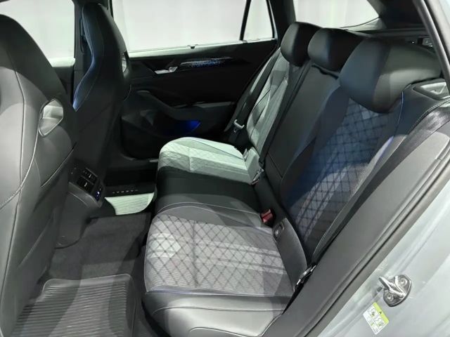 Volkswagen Passat 4Motion R-Line Variant