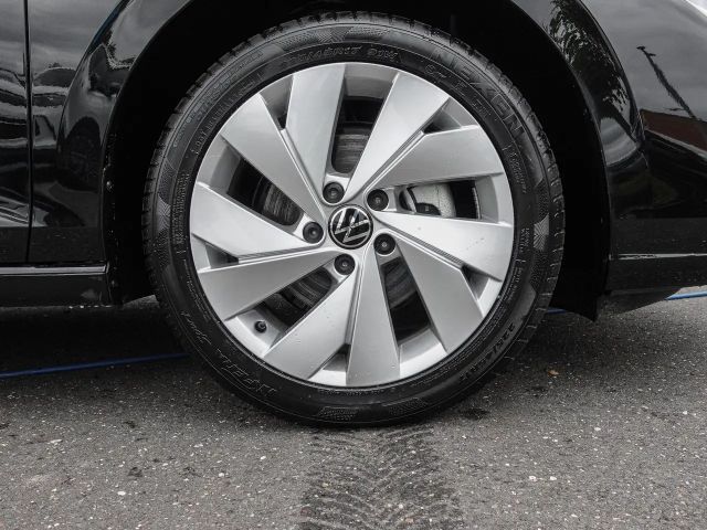 Volkswagen Golf 1.5 TSI Style