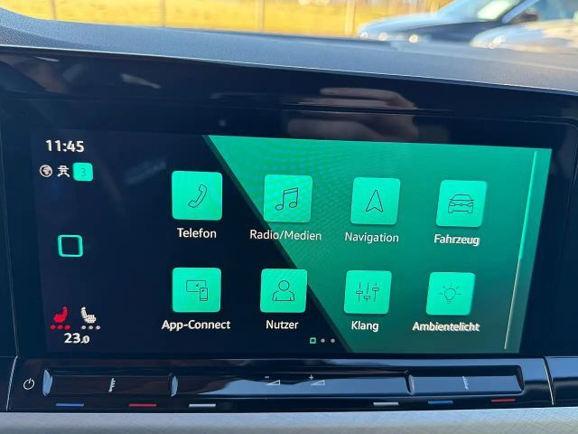 Volkswagen Golf DSG Life