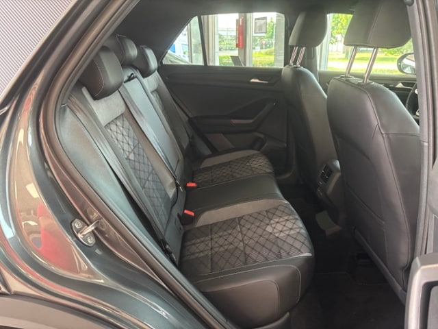 Volkswagen T-Roc 1.5 TSI DSG R-Line