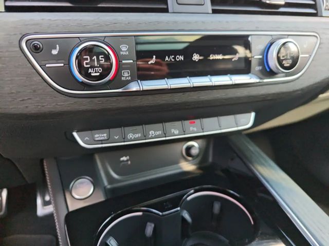 Audi A4 35 TFSI Avant S-Line